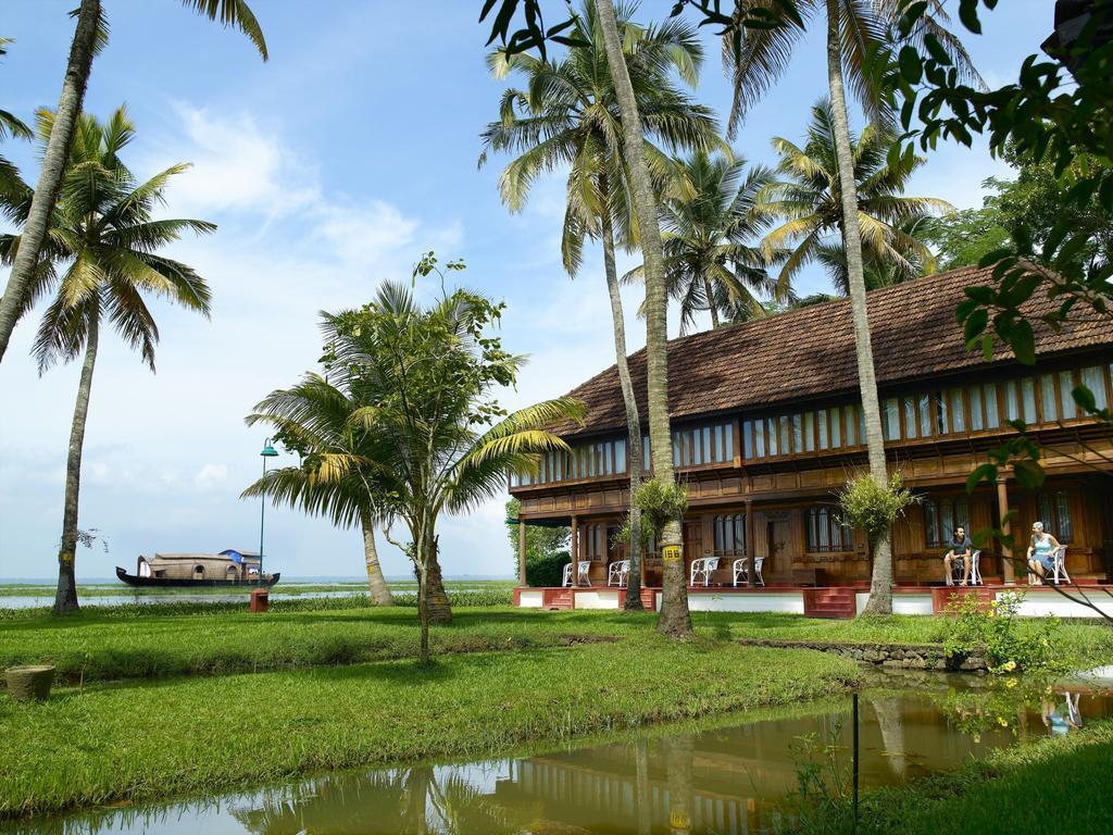 Coconut Lagoon Kumarakom- A Cgh Earth Experience Hotel Exterior photo