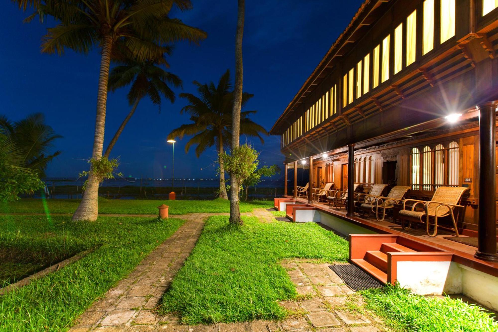 Coconut Lagoon Kumarakom- A Cgh Earth Experience Hotel Exterior photo